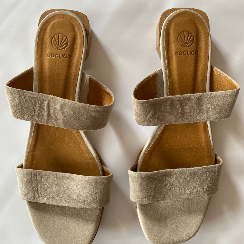 Coclico Suede Sandals